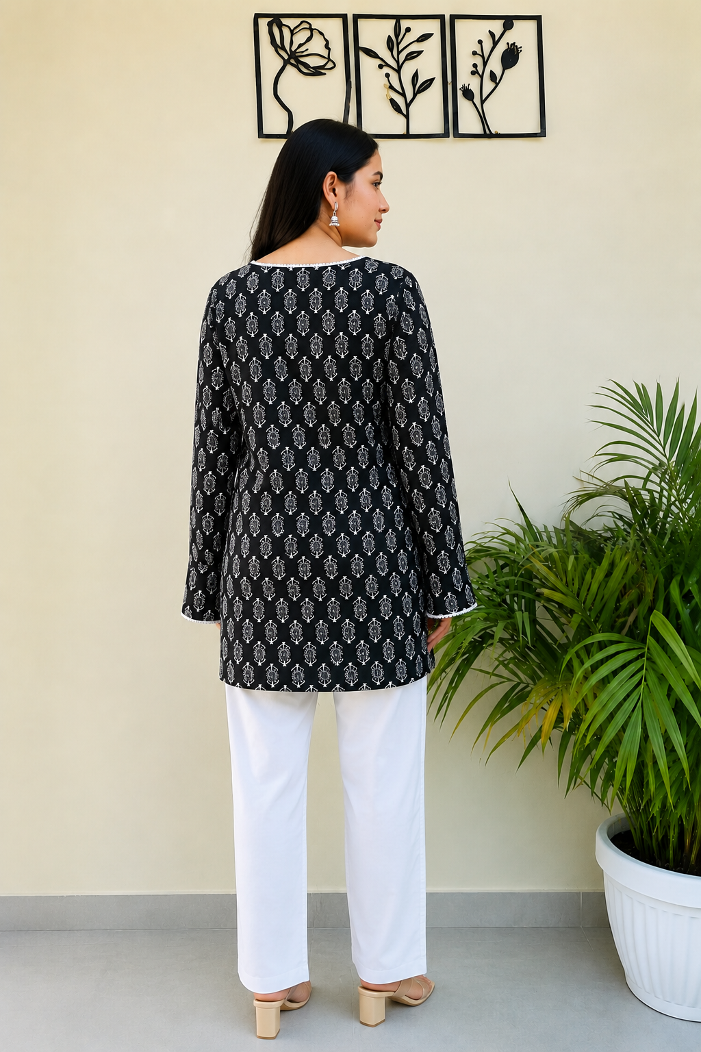 Women’s Black Cotton Printed Kurti | White Paisley Print & Lace Neckline